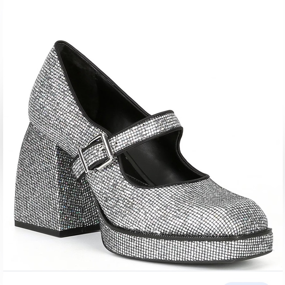 🦋 HOST PICK🦋 Gianni Binni 2-Night Retro Shiny Mary Jane Platform Shoe